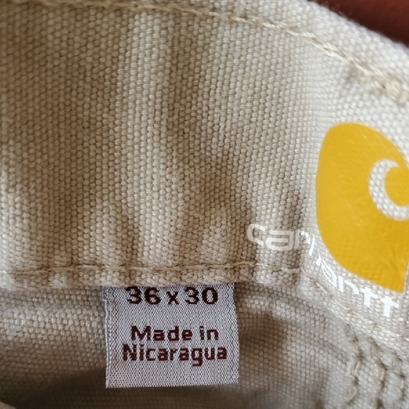 Carhartt Tan Cargo Pants with Relaxed Fit and Lightweight Material - Picture 4 of 13